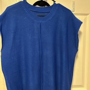 Blue Sleeveless Knit Top